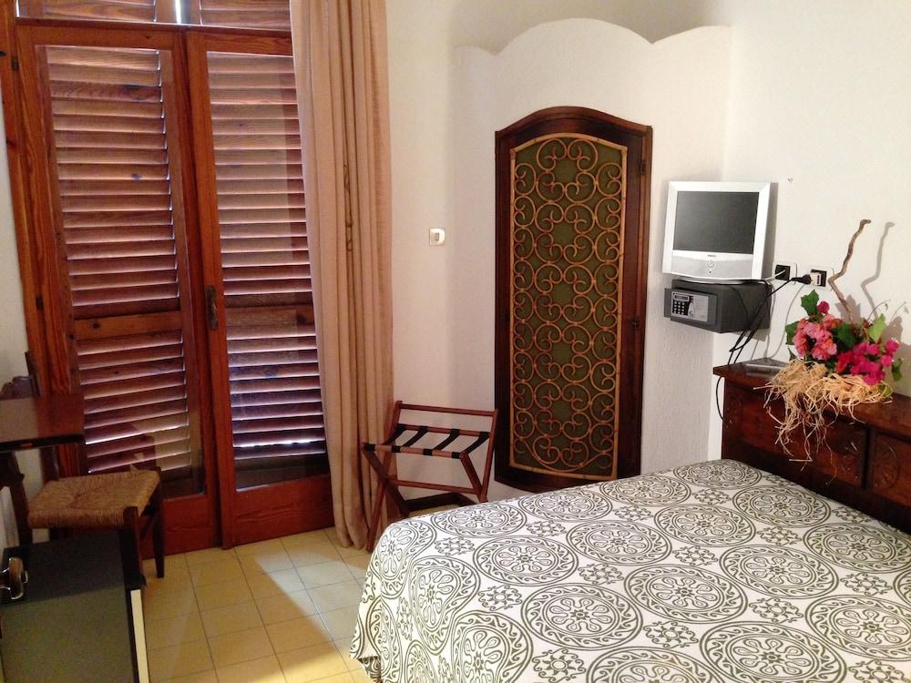 Carasco 4* Lipari (Isola Lipari)