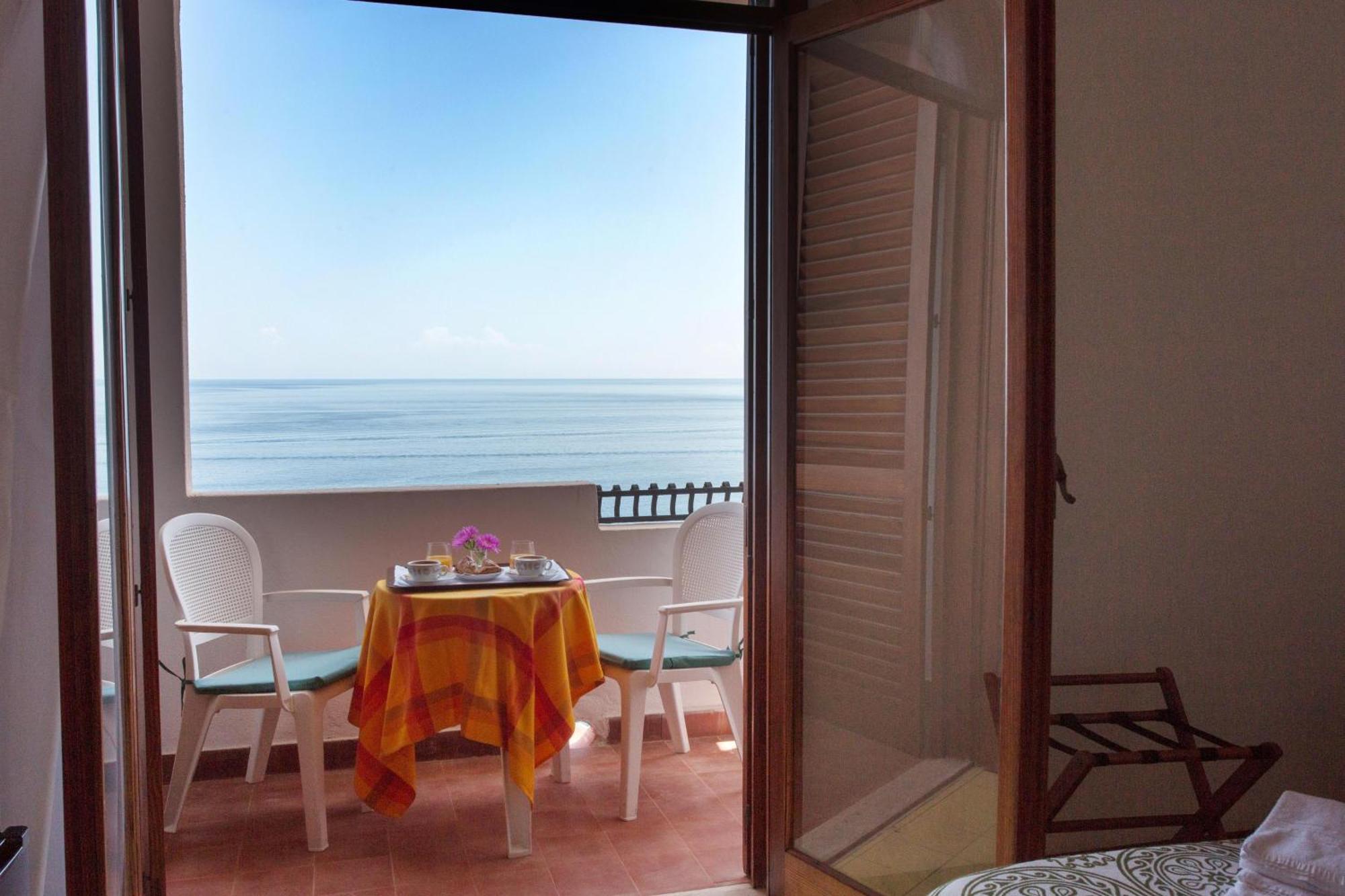 Carasco Hotel 4*