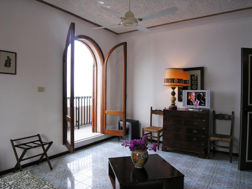 Carasco 4* Lipari (Isola Lipari)