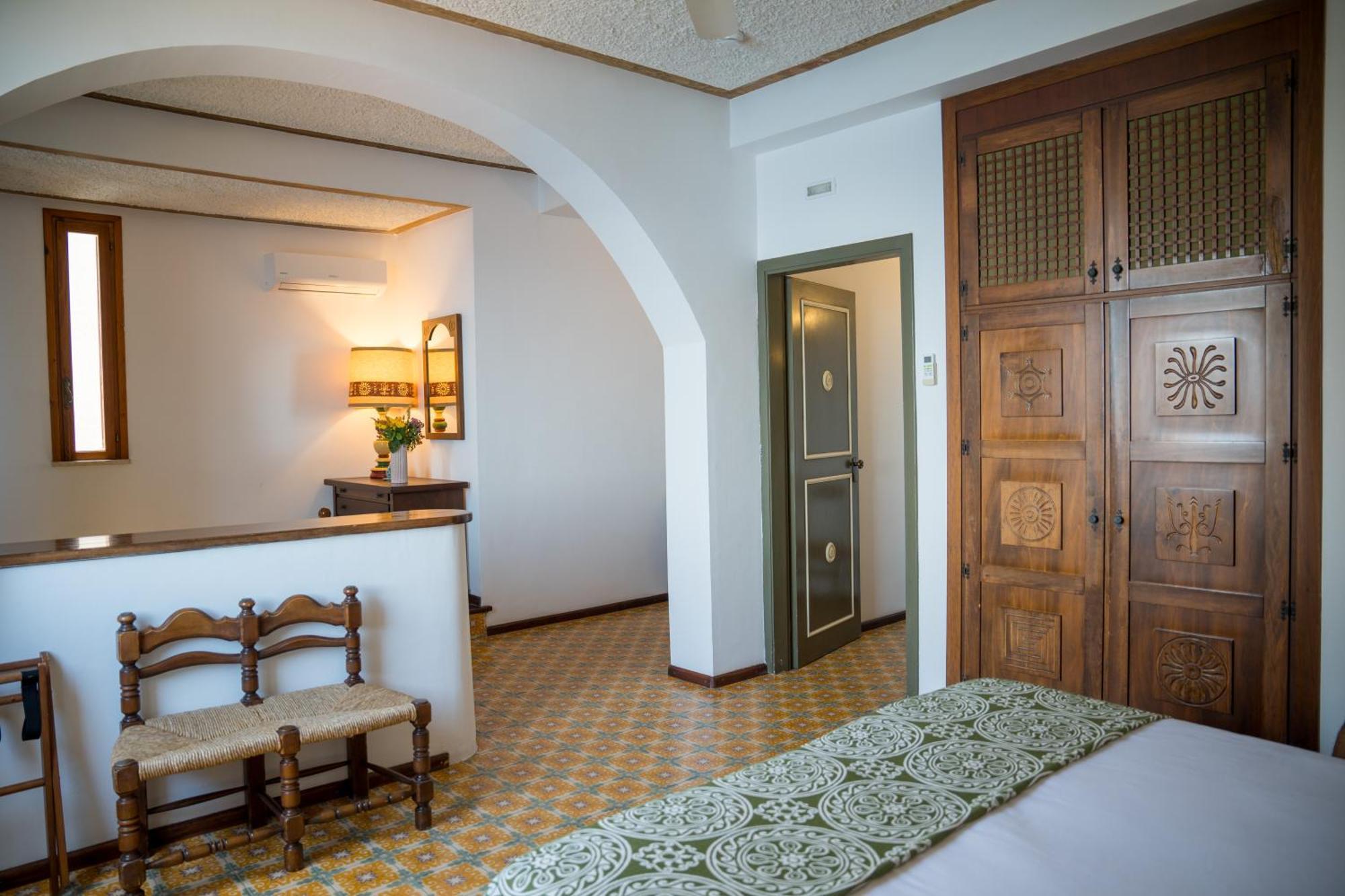 Hotel Carasco 4*